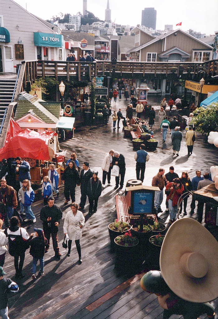 1997 - USA 47 (Pier 39).jpg